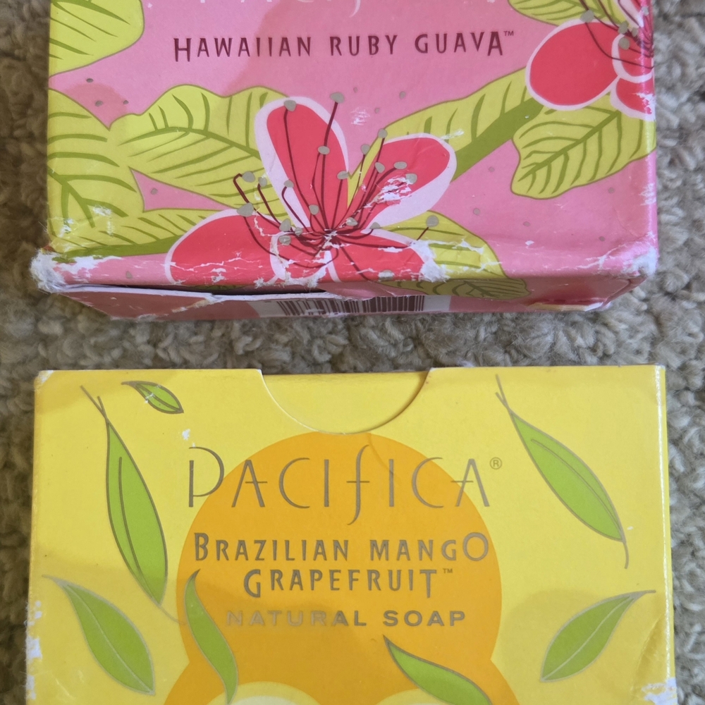 Pacifica Hawaiian Ruby Guava and Brazilian Mango Grapefruit Natural Soap Set